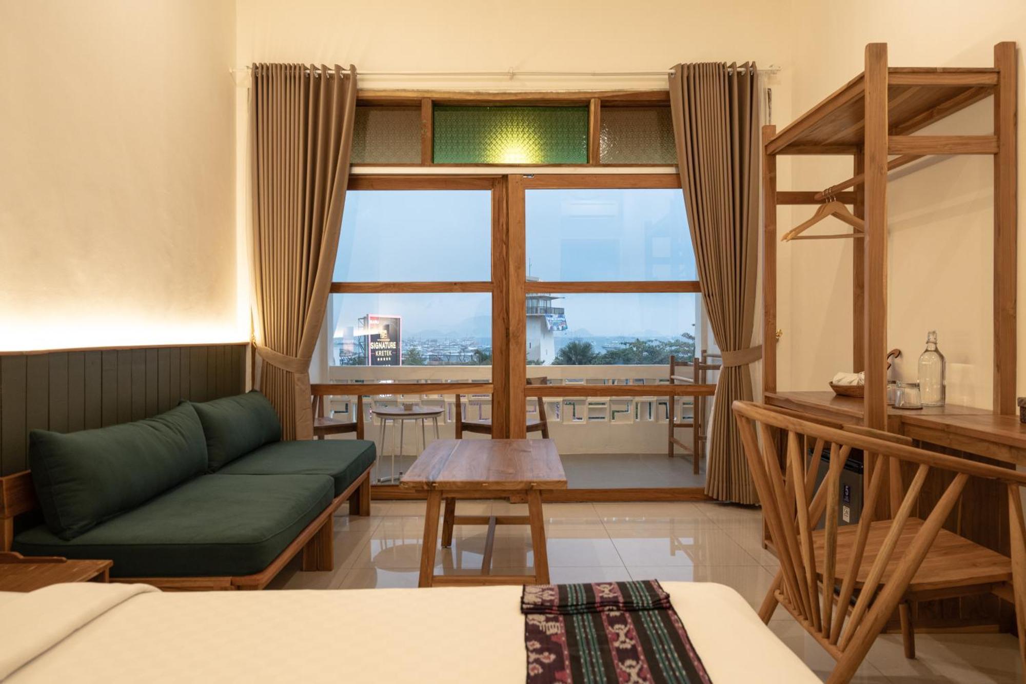 Harbour View Room,1688825214:JPEG